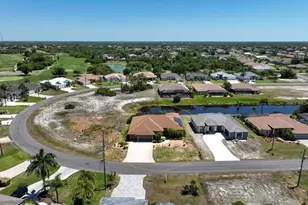 19 Medalist Way, Rotonda West, FL 33947 - Photo 12