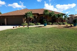 19 Medalist Way, Rotonda West, FL 33947 - Photo 1