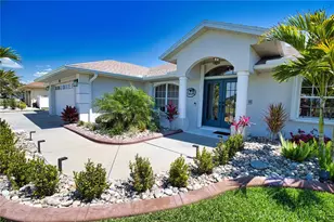 22 Medalist Ct, Rotonda West, FL 33947 - Photo 10