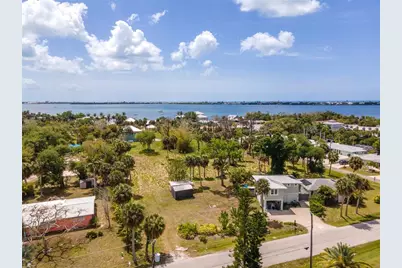 W Cowles Street, Englewood, FL 34223 - Photo 14