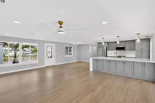 1424 Lemon Bay Dr, Englewood, FL 34223 - Photo 30