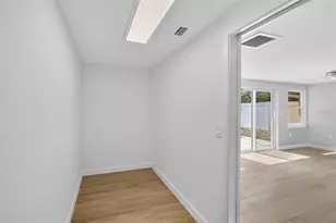 1424 Lemon Bay Dr, Englewood, FL 34223 - Photo 20