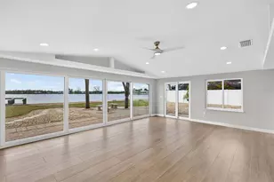 1424 Lemon Bay Dr, Englewood, FL 34223 - Photo 12