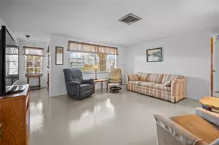 901 Ponderosa Rd, Venice, FL 34293 - Photo 6