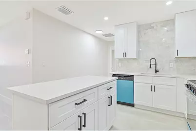 115 SE 24th Avenue #A&B, Cape Coral, FL 33990 - Photo 6