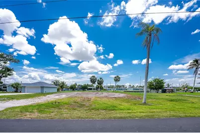 1899 Riverside Drive, Englewood, FL 34223 - Photo 10