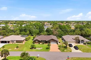 1434 Roosevelt Dr, Venice, FL 34293 - Photo 34