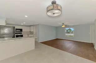 2490 Eleventh St, Englewood, FL 34224 - Photo 6