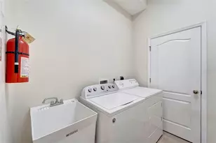 131 White Marsh Ln, Rotonda West, FL 33947 - Photo 32