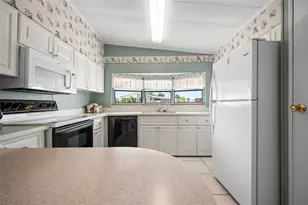 6162 Redwing Ave, Englewood, FL 34224 - Photo 6