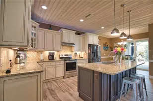 39 Medalist Rd, Rotonda West, FL 33947 - Photo 22