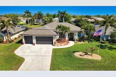 39 Medalist Road, Rotonda West, FL 33947 - Photo 1