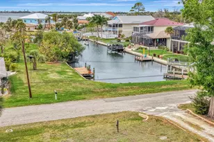 351 Oak St, Englewood, FL 34223 - Photo 8