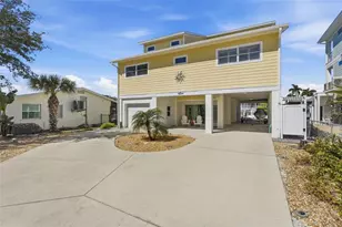 220 Mockingbird Ln, Englewood, FL 34223 - Photo 2