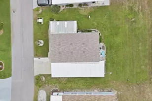 727 Butterfield Cir, Englewood, FL 34223 - Photo 32