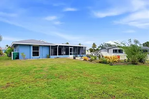 12 Golfview Ct, Rotonda West, FL 33947 - Photo 36