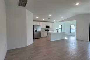 11100 Vanessa Ave, Englewood, FL 34224 - Photo 4