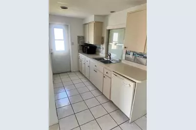 166 Dartmouth Drive NW, Port Charlotte, FL 33952 - Photo 6