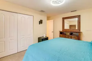 289 W Pine Valley Ln, Rotonda West, FL 33947 - Photo 18