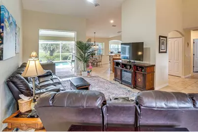 289 W Pine Valley Lane, Rotonda West, FL 33947 - Photo 4
