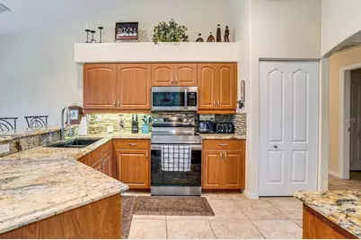 289 W Pine Valley Lane, Rotonda West, FL 33947 - Photo 8