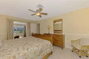 1290 Lakeside Dr, Venice, FL 34293 - Photo 48