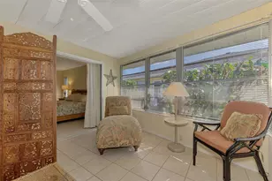 1290 Lakeside Dr, Venice, FL 34293 - Photo 16