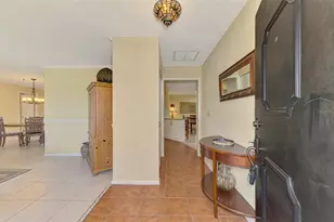 1290 Lakeside Dr, Venice, FL 34293 - Photo 6