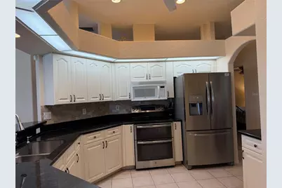 138 Broadmoor Lane, Rotonda West, FL 33947 - Photo 6