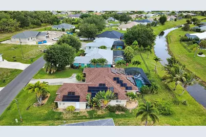 138 Broadmoor Lane, Rotonda West, FL 33947 - Photo 12