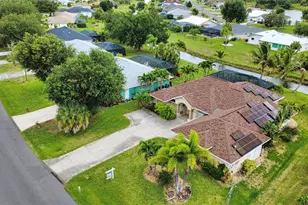 138 Broadmoor Ln, Rotonda West, FL 33947 - Photo 10