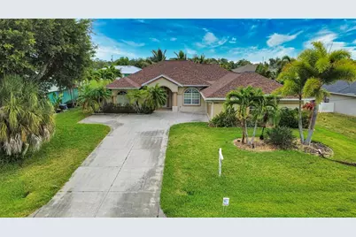 138 Broadmoor Lane, Rotonda West, FL 33947 - Photo 4