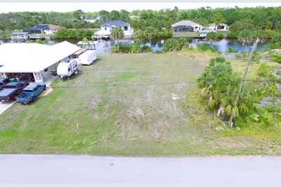 13572 Wainwright Drive, Port Charlotte, FL 33953 - Photo 4