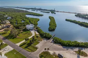 880 Lemon Bay Dr, Venice, FL 34293 - Photo 80