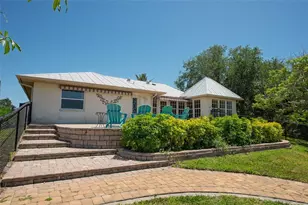 880 Lemon Bay Dr, Venice, FL 34293 - Photo 16