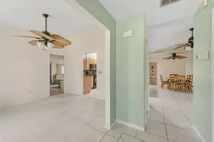 880 Lemon Bay Dr, Venice, FL 34293 - Photo 28