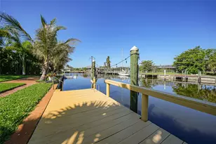 104 Free Ct SE, Port Charlotte, FL 33952 - Photo 2