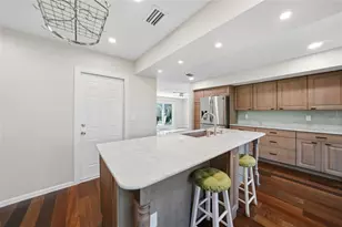 104 Free Ct SE, Port Charlotte, FL 33952 - Photo 10