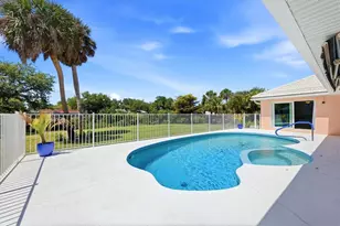 10 Arlington Dr, Placida, FL 33946 - Photo 28