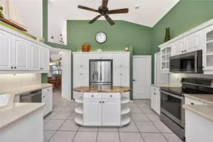 28 Medalist Ct, Rotonda West, FL 33947 - Photo 6
