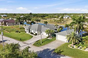 8050 Tracy Cir, Port Charlotte, FL 33981 - Photo 4