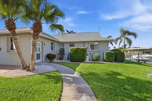 8050 Tracy Cir, Port Charlotte, FL 33981 - Photo 10