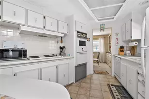 17 N Flora Vista St, Englewood, FL 34223 - Photo 12