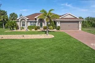 8251 Arlewood Cir, Port Charlotte, FL 33981 - Photo 2