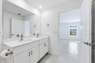 113 Lilyan Ct, Rotonda West, FL 33947 - Photo 22