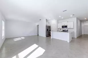 113 Lilyan Ct, Rotonda West, FL 33947 - Photo 8