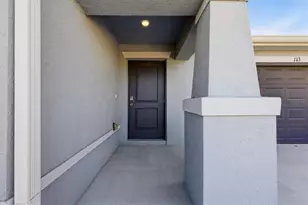 113 Lilyan Ct, Rotonda West, FL 33947 - Photo 4