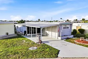 527 Blackburn Blvd, North Port, FL 34287 - Photo 4