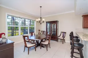 10700 Lemon Creek Loop, Englewood, FL 34224 - Photo 12