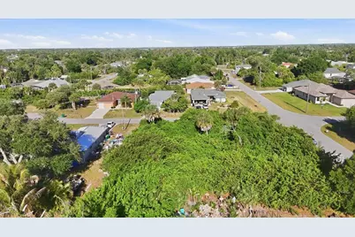 109 Sidney Court, Rotonda West, FL 33947 - Photo 8